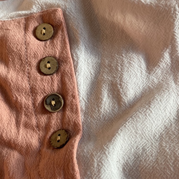 LOVEU.DEAR pink and white tank top say’s size 1X but seem’s small no stretch - Picture 6 of 13